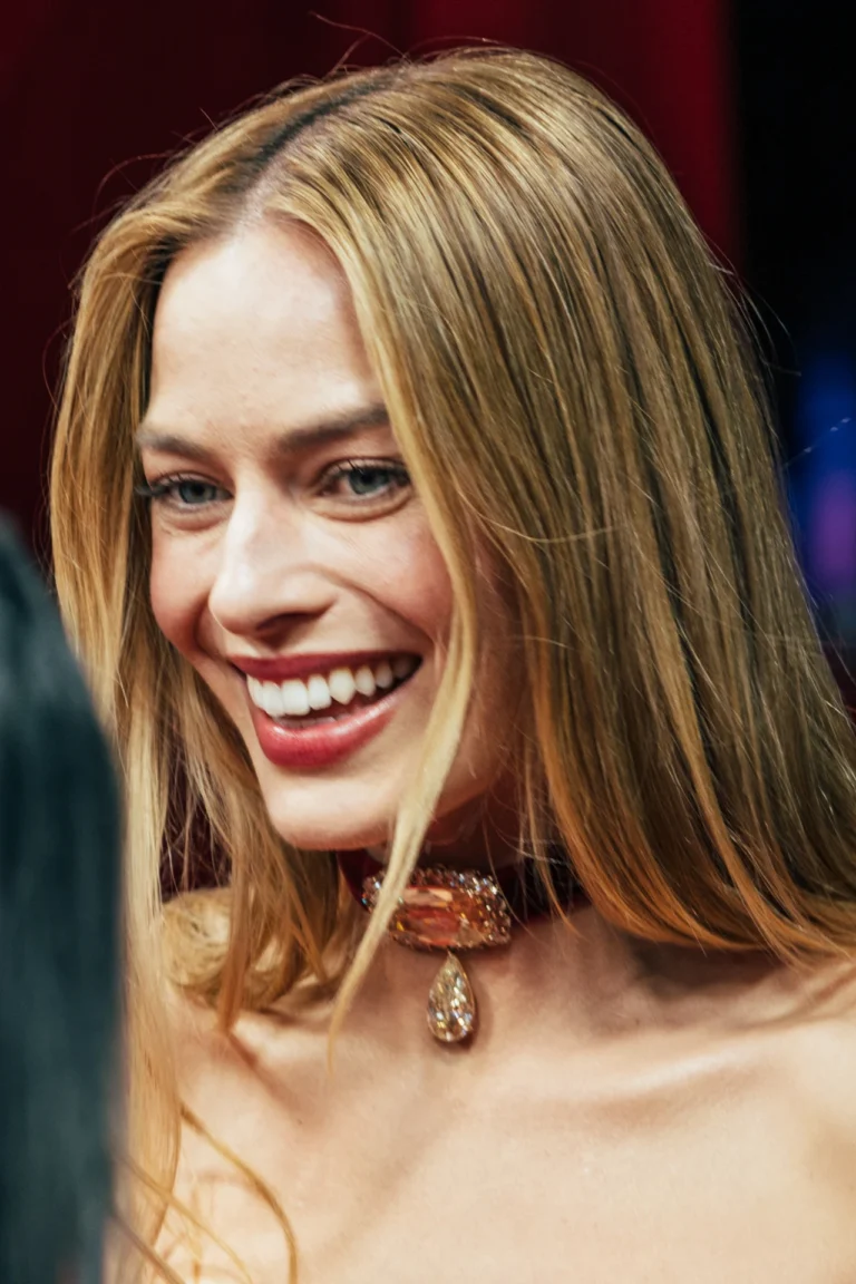 Margot Robbie